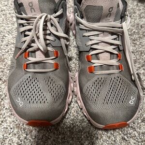 On Running Women's Shoes - Gray and Orange